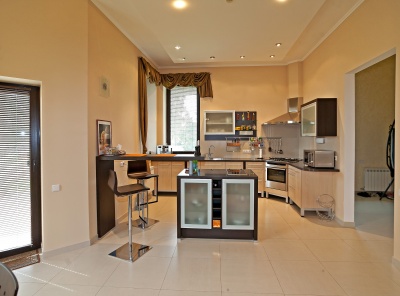 4 Bedrooms, Загородная, Аренда, Listing ID 1898, Московская область, Россия,