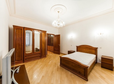 4 Комнаты, Городская, Продажа, Улица Мосфильмовская, Listing ID 1996, Москва, Россия,