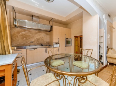 4 Комнаты, Городская, Аренда, Улица Малая Ордынка, Listing ID 2216, Москва, Россия,