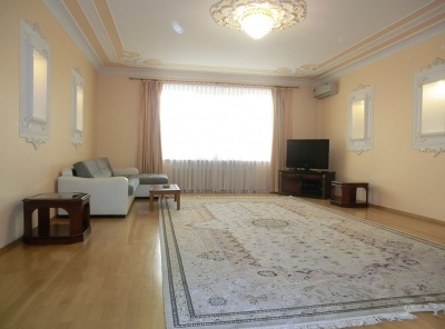 4 Комнаты, Городская, Аренда, Улица Александра Невского, Listing ID 2497, Москва, Россия,