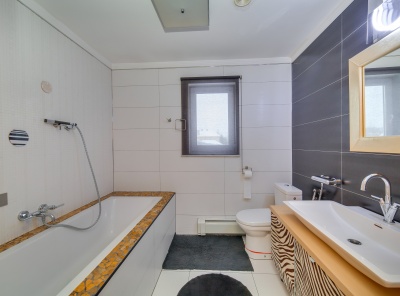 3 Bedrooms, Загородная, Продажа, Listing ID 2547, Московская область, Россия,