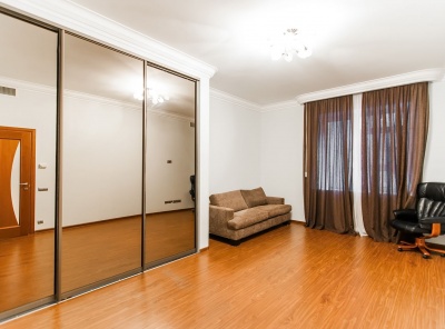 4 Комнаты, Городская, Аренда, Островной проезд, Listing ID 2580, Москва, Россия,