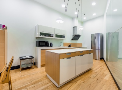3 Комнаты, Городская, Аренда, Цветной бульвар, Listing ID 3005, Москва, Россия,