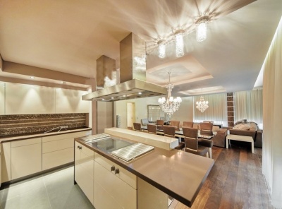 6 Комнаты, Городская, Аренда, Островной проезд, Listing ID 3032, Москва, Россия,