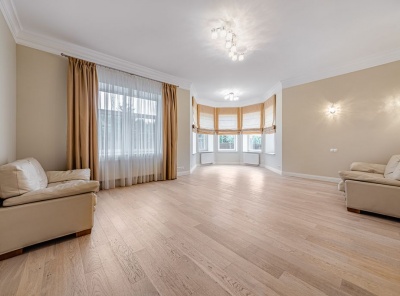 4 Bedrooms, Загородная, Продажа, Listing ID 1204, Московская область, Россия,