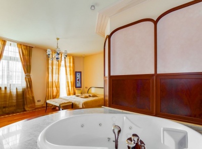 4 Комнаты, Городская, Аренда, Старомонетный переулок, Listing ID 3318, Москва, Россия,