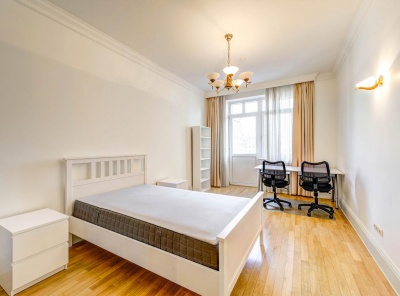 4 Комнаты, Городская, Продажа, 1-й Неопалимовский переулок, Listing ID 3357, Москва, Россия,
