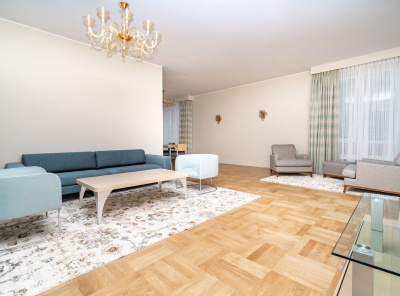 4 Комнаты, Городская, Аренда, Улица Мосфильмовская, Listing ID 3911, Москва, Россия,