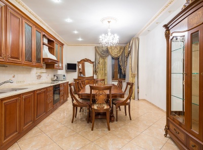 4 Комнаты, Городская, Продажа, Улица Мосфильмовская, Listing ID 3923, Москва, Россия,
