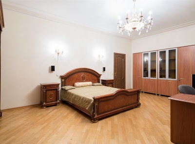 4 Комнаты, Городская, Продажа, Улица Мосфильмовская, Listing ID 3923, Москва, Россия,