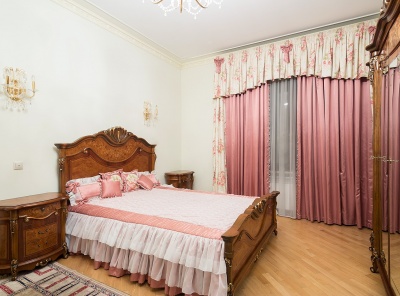 4 Комнаты, Городская, Продажа, Улица Мосфильмовская, Listing ID 3923, Москва, Россия,