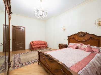 4 Комнаты, Городская, Продажа, Улица Мосфильмовская, Listing ID 3923, Москва, Россия,