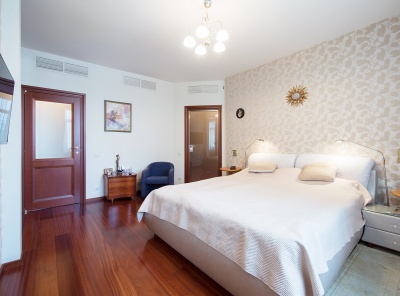 4 Комнаты, Городская, Продажа, Ломоносовский проспект, Listing ID 4091, Москва, Россия,