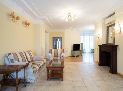 4 Комнаты, Городская, Аренда, Улица Крылатская, Listing ID 4092, Москва, Россия,