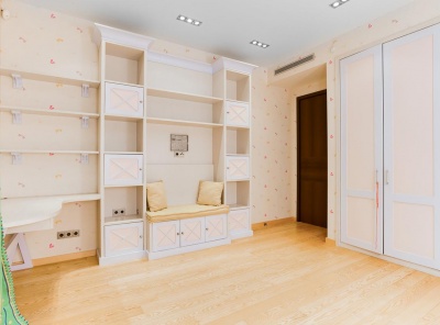 6 Комнаты, Городская, Аренда, Островной проезд, Listing ID 4117, Москва, Россия,