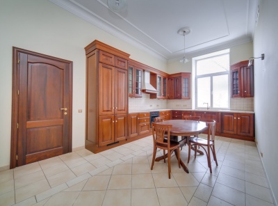 4 Комнаты, Городская, Аренда, Романов переулок, Listing ID 1305, Москва, Россия,