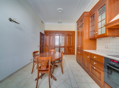 4 Комнаты, Городская, Аренда, Романов переулок, Listing ID 1305, Москва, Россия,