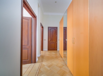 4 Комнаты, Городская, Аренда, Романов переулок, Listing ID 1305, Москва, Россия,