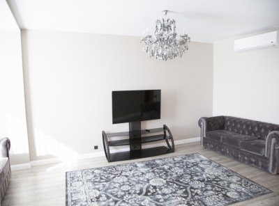 3 Комнаты, Городская, Аренда, Улица Мосфильмовская, Listing ID 4231, Москва, Россия,
