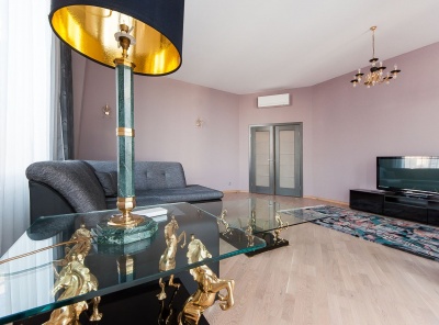 3 Комнаты, Городская, Аренда, Улица Мосфильмовская, Listing ID 4239, Москва, Россия,