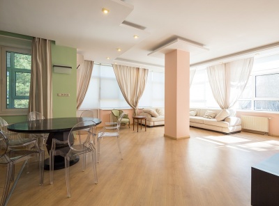 4 Комнаты, Городская, Аренда, Островной проезд, Listing ID 4287, Москва, Россия,