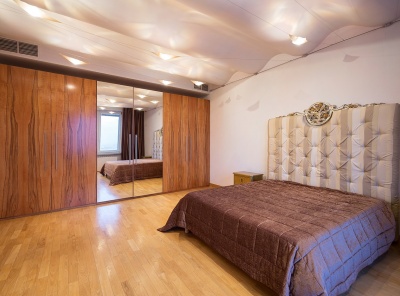 3 Комнаты, Городская, Продажа, Улица Мосфильмовская, Listing ID 4351, Москва, Россия,