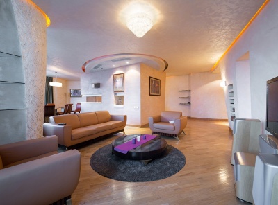 3 Комнаты, Городская, Аренда, Улица Мосфильмовская, Listing ID 4353, Москва, Россия,