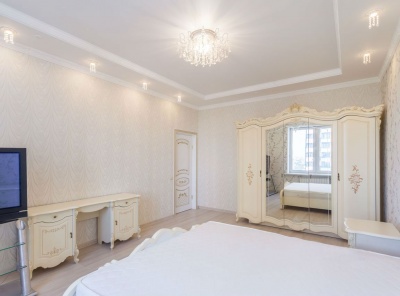 3 Комнаты, Городская, Продажа, Улица Мосфильмовская , Listing ID 4442, Москва, Россия,