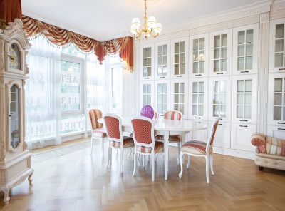 4 Комнаты, Городская, Продажа, Улица Мосфильмовская, Listing ID 4611, Москва, Россия,