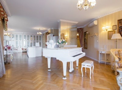 4 Комнаты, Городская, Продажа, Улица Мосфильмовская, Listing ID 4611, Москва, Россия,