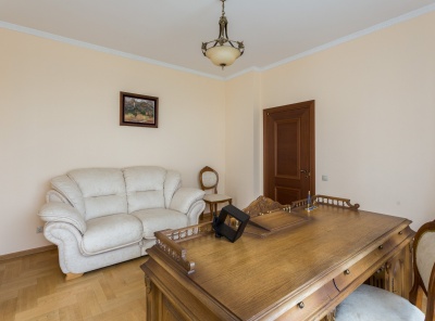 4 Комнаты, Городская, Аренда, Улица Мосфильмовская, Listing ID 4669, Москва, Россия,