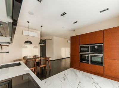 4 Комнаты, Городская, Аренда, Улица Маршала Конева, Listing ID 4741, Москва, Россия,