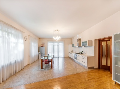 5 Bedrooms, Загородная, Продажа, Listing ID 1388, Москва, Россия,