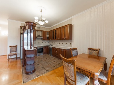 4 Комнаты, Городская, Аренда, Шмитовский проезд, Listing ID 5116, Москва, Россия,
