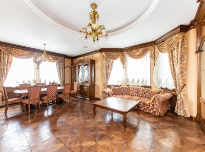 4 Bedrooms, Загородная, Аренда, Listing ID 5260, Московская область, Россия,