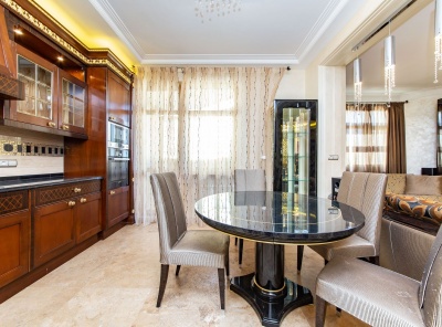 3 Комнаты, Городская, Аренда, Ломоносовский проспект, Listing ID 5496, Москва, Россия,