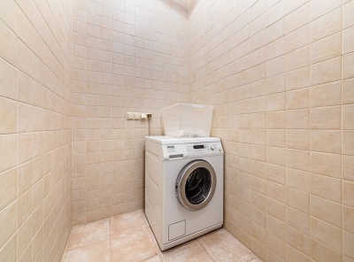 3 Комнаты, Городская, Продажа, Улица Мосфильмовская, Listing ID 5676, Москва, Россия,