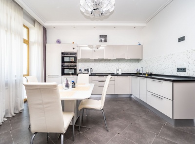 3 Комнаты, Городская, Аренда, Ломоносовский проспект, Listing ID 5784, Москва, Россия,