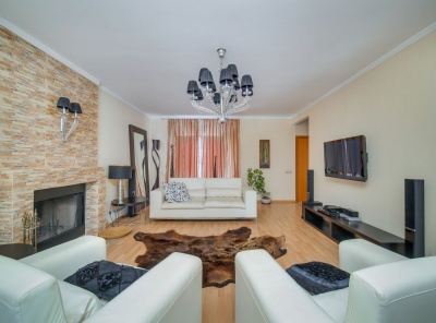 4 Bedrooms, Загородная, Аренда, Listing ID 1544, Московская область, Россия,