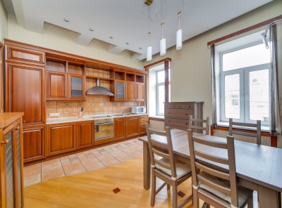 4 Комнаты, Городская, Аренда, Улица Тверская, дом 12, строение 8, Listing ID 1557, Москва, Россия,