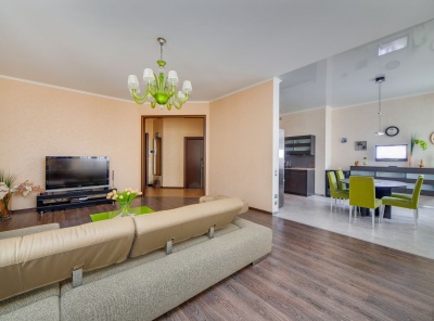 3 Комнаты, Городская, Аренда, Озерковская набережная, Listing ID 1559, Москва, Россия,