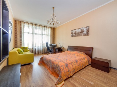3 Комнаты, Городская, Аренда, Озерковская набережная, Listing ID 1559, Москва, Россия,