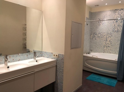 3 Комнаты, Городская, Аренда, Авиационная улица , Listing ID 6828, Москва, Россия,