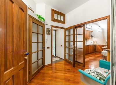 3 Комнаты, Городская, Аренда, Кривоарбатский переулок, дом 12, Listing ID 1686, Москва, Россия,