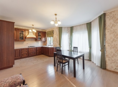 4 Bedrooms, Загородная, Продажа, Listing ID 1714, Московская область, Россия,