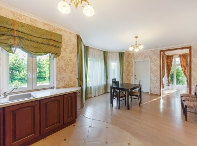 4 Bedrooms, Загородная, Продажа, Listing ID 1714, Московская область, Россия,