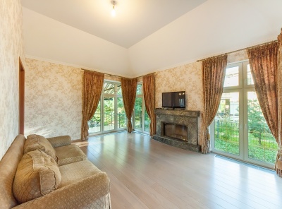 4 Bedrooms, Загородная, Продажа, Listing ID 1714, Московская область, Россия,
