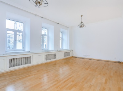 4 Комнаты, Городская, Аренда, Последний переулок, Listing ID 1782, Москва, Россия,