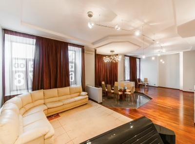 5 Комнаты, Городская, Продажа, Улица  Петровка, Listing ID 1806, Москва, Россия,